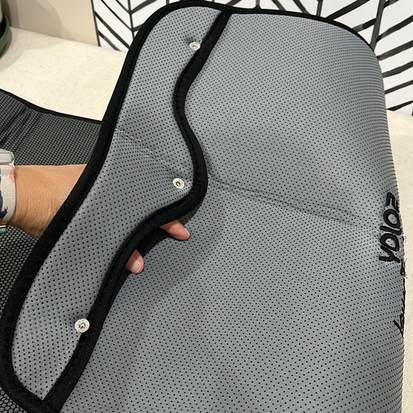 Sojoy IsoTowel Microfiber Car Seat Black Cloth Cover Quick-Dry w/ Non-Slip Back. - Picture 13 of 16